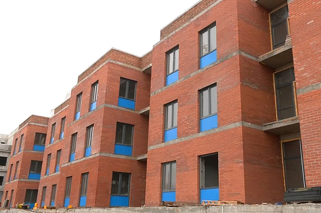 Комнаты с кухнями и спортзалы: Дом социального обслуживания в Благовещенске готов на 60%