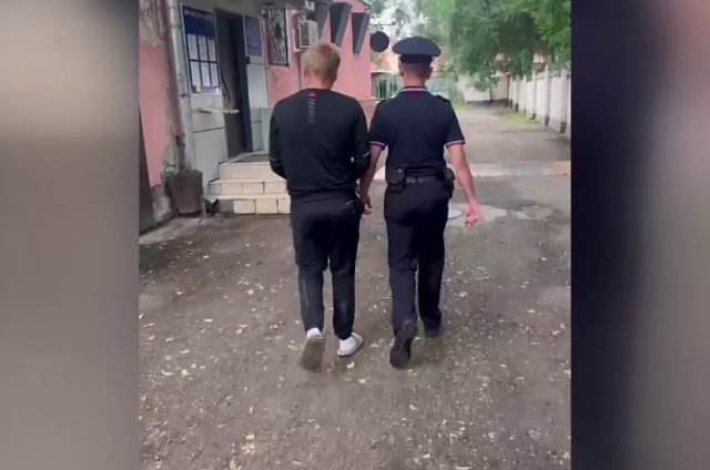  Полиция задержала группу молодых людей, занимавшихся разбоем в Благовещенске