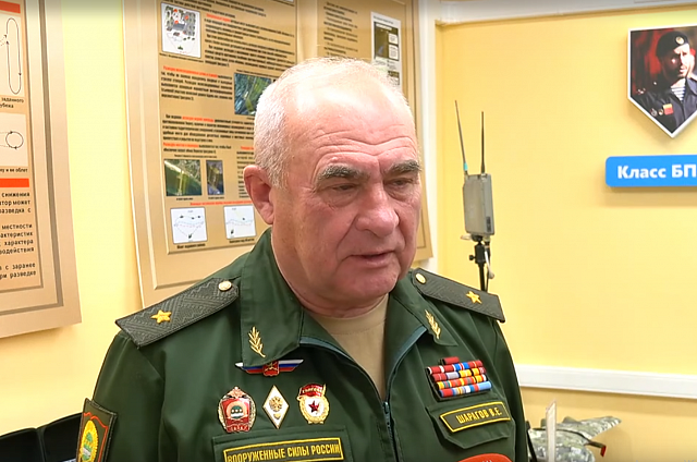 Почтим память героя: в Благовещенске открыли учебный класс имени Владимира Жоги