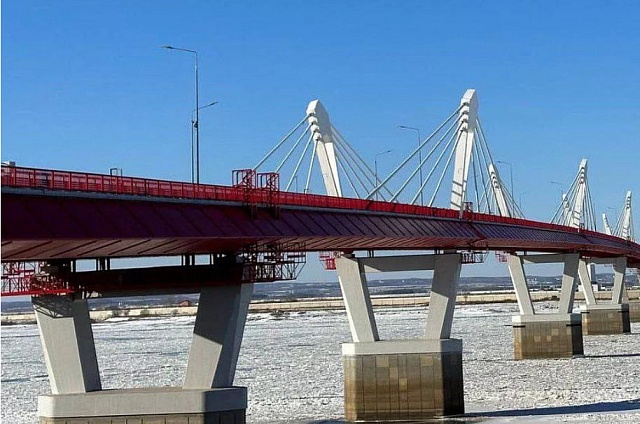 Движение на грузовом направлении автомобильного пункта пропуска Кани-Курган приостановят сегодня