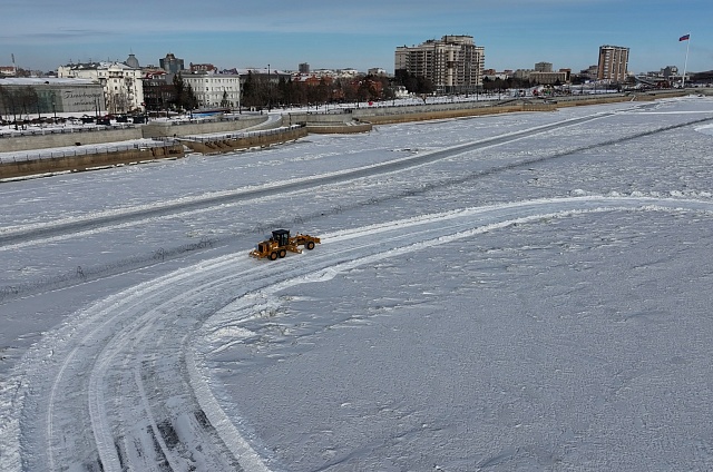 Трасса готова: на Амуре достроили «ледяной стадион» для дрифта 