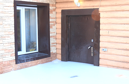 Зимний потоп: жители более десяти участков с января борются с подтоплением