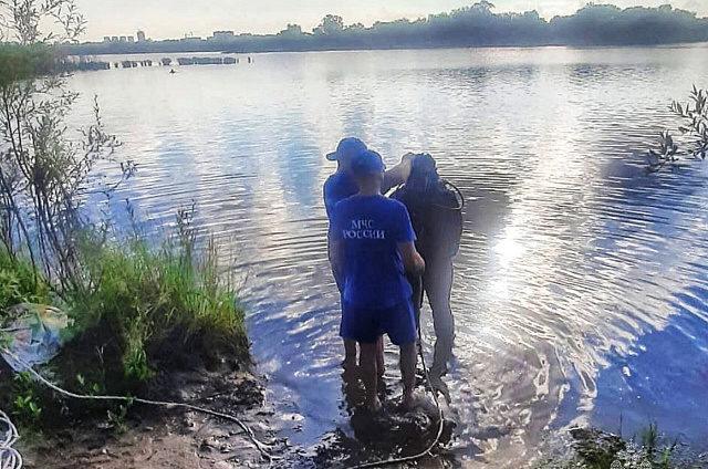 В районе села Гродеково на реке Амур очевидцы обнаружили тело девочки