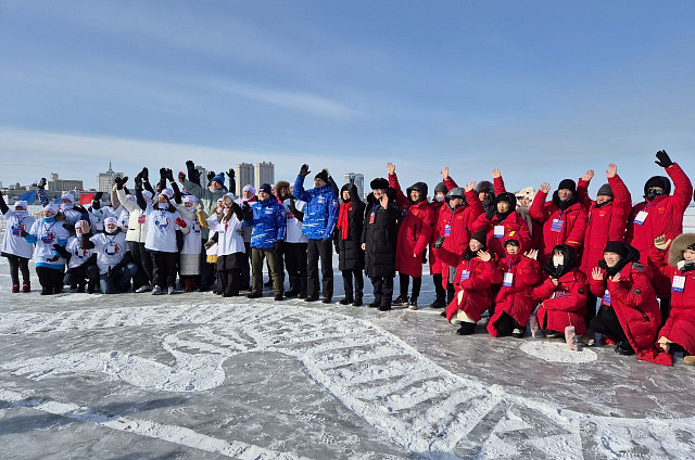 Хоккей, автогонки, заезды багги и фейерверк ожидают гостей Зимфеста-2026