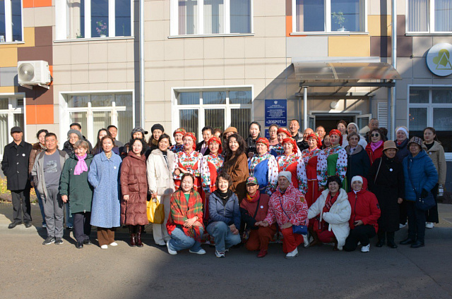 Впервые после пандемии COVID-19 в Приамурье приехала делегация пенсионеров из Китая