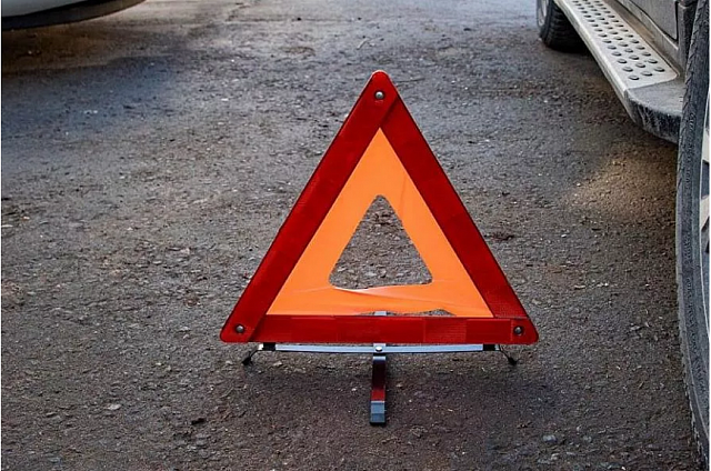 Полиция ищет неизвестного водителя, сбившего пешехода в областном центре