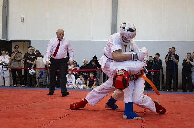 Более 200 каратистов сразились за медали чемпионата и первенства Амурской области