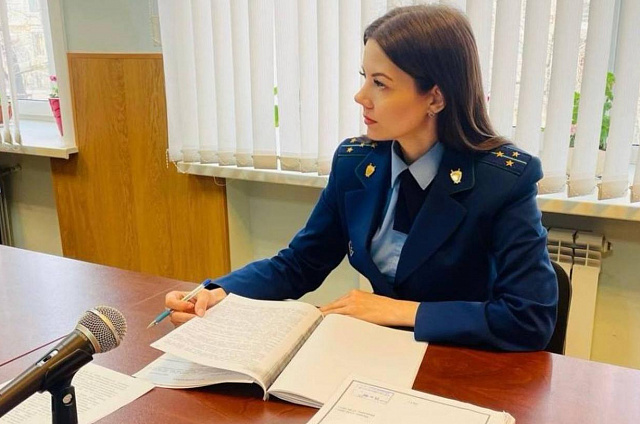 Амурчанин получил срок в колонии строгого режима за избиение сотрудника полиции
