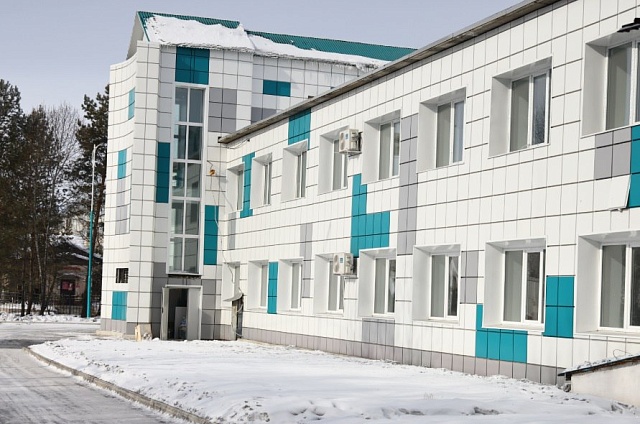 Более 16 тысяч жителей ждут обновления: капремонт больницы в Новобурейском вышел на финишную прямую
