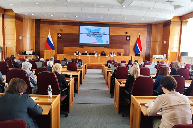 Деструктивное поведение амурских подростков предложили предотвращать через вовлечение и личный пример