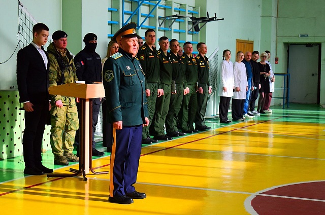 Защитник в халате: будущие медики Амурского колледжа прошли «МедТактикум»