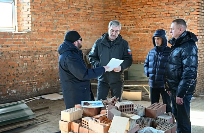 Василий Орлов посетил строительную площадку храма в Тамбовском округе