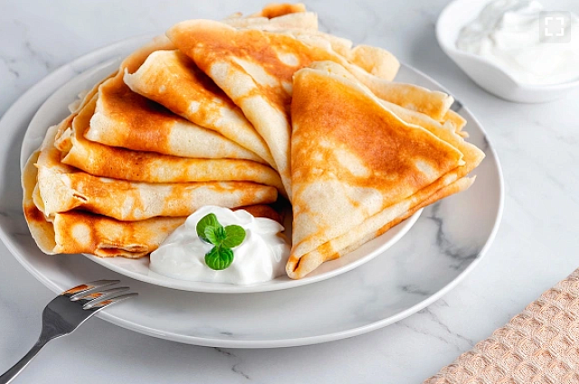 Диетологи рассказали, как есть блины на Масленицу без вреда для здоровья