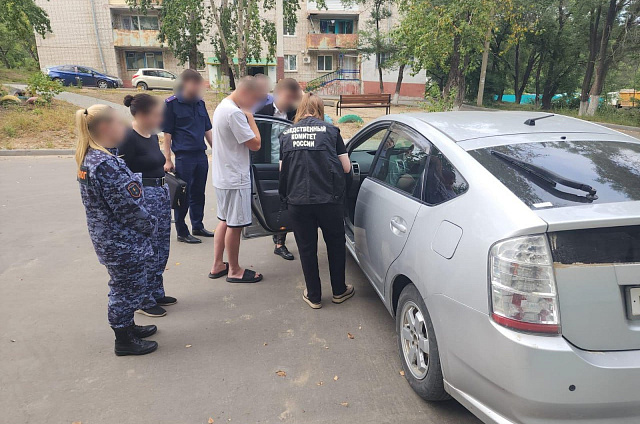 Четверых благовещенцев подозревают в разбое и похищении человека