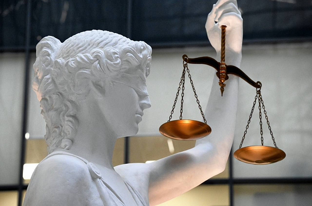 Несколько закрытых переломов со смещением получила девочка в Ромненском округе