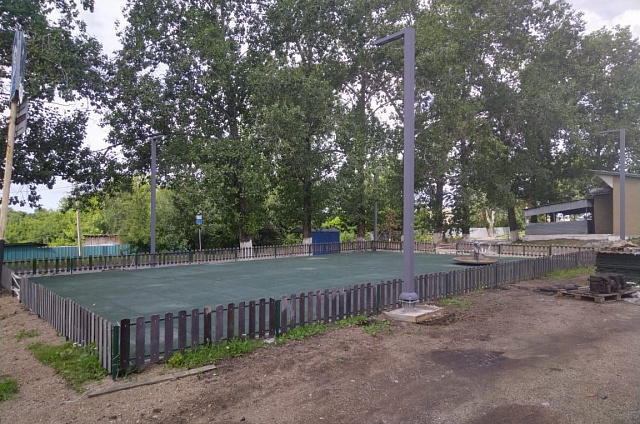 В Архаре по поручению губернатора появится современная зона для игр и спорта